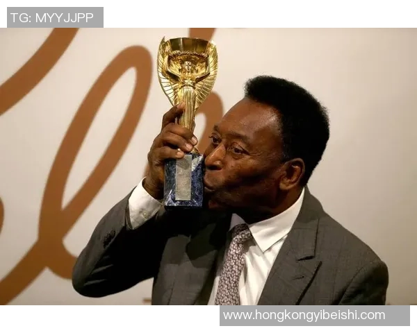 全球足球巨星巅峰期实力排名解析 谁是历史最佳球员的真正王者