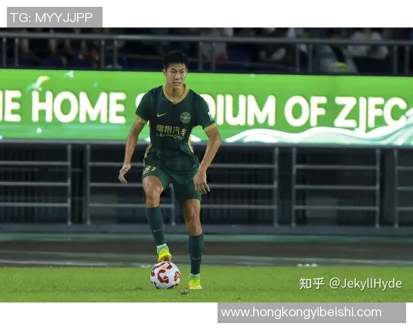 印度尼西亚足球联赛球星风采揭秘 本土与外援同台竞技展现实力 印度尼西亚足球联赛球星风采揭秘 本土与外援同台竞技展现实力