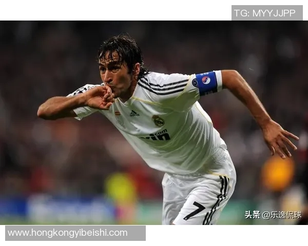 天下足球巅峰球星的崛起与传奇 谁才是真正的足坛王者 天下足球巅峰球星的崛起与传奇 谁才是真正的足坛王者